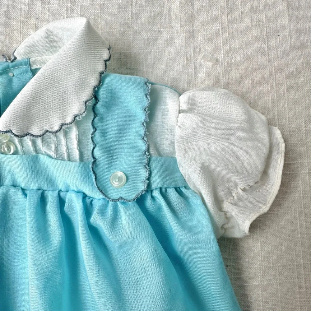 Vintage 1950s Doll Dress Blue Embroidered Floral Scalloped Puff Sleeve 8-10 inch